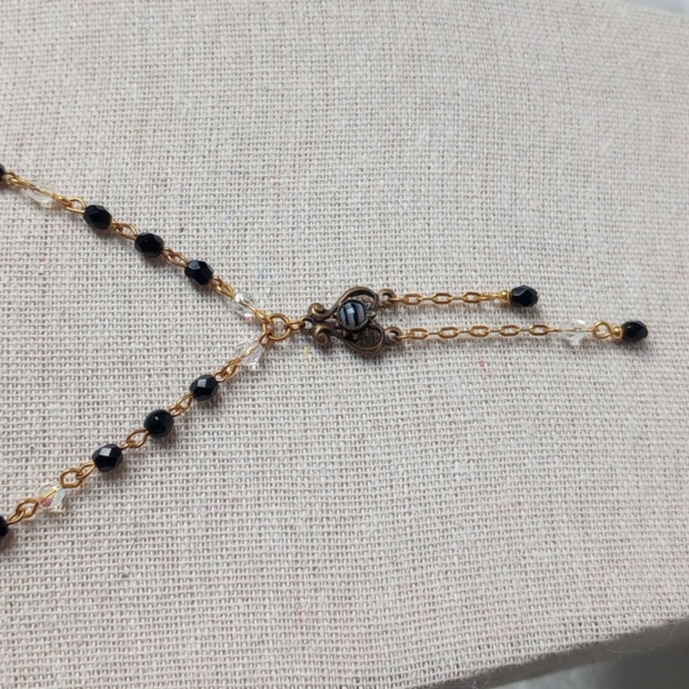 Black, Gold Iridescent Beaded Lariet Drop Necklace 16" Gold Tone Collar